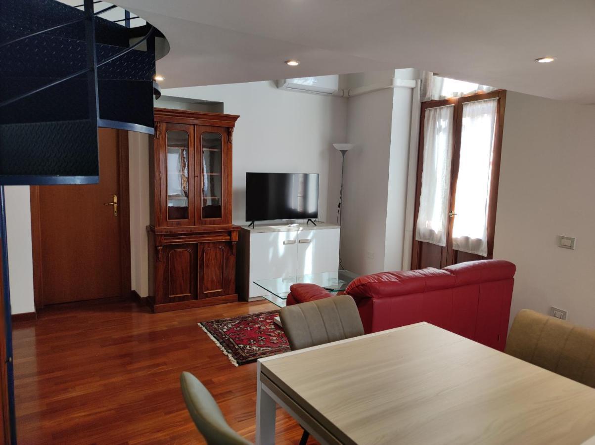 Marina Apartment City Centre Cagliari Exterior photo