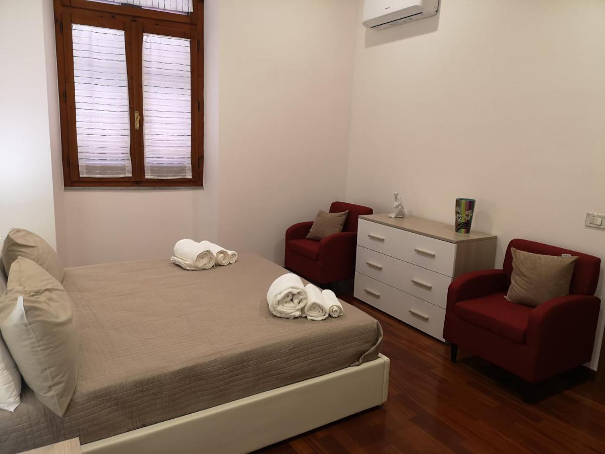 Marina Apartment City Centre Cagliari Exterior photo